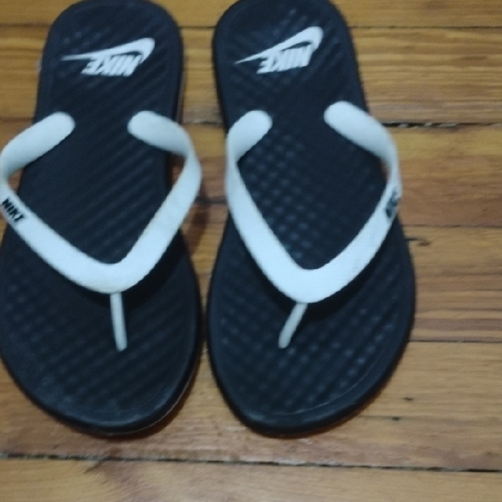 Nike Black and White Sandals